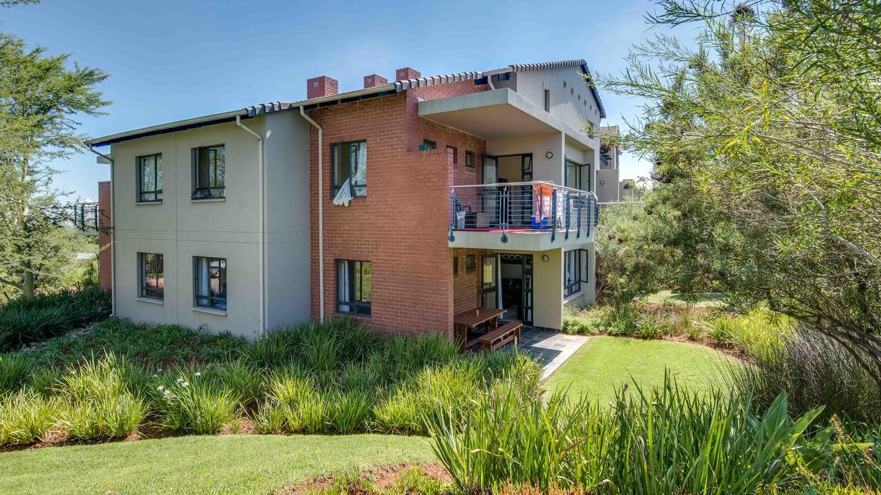 Jozistay @ Jackal Creek Apartments Roodepoort Luaran gambar